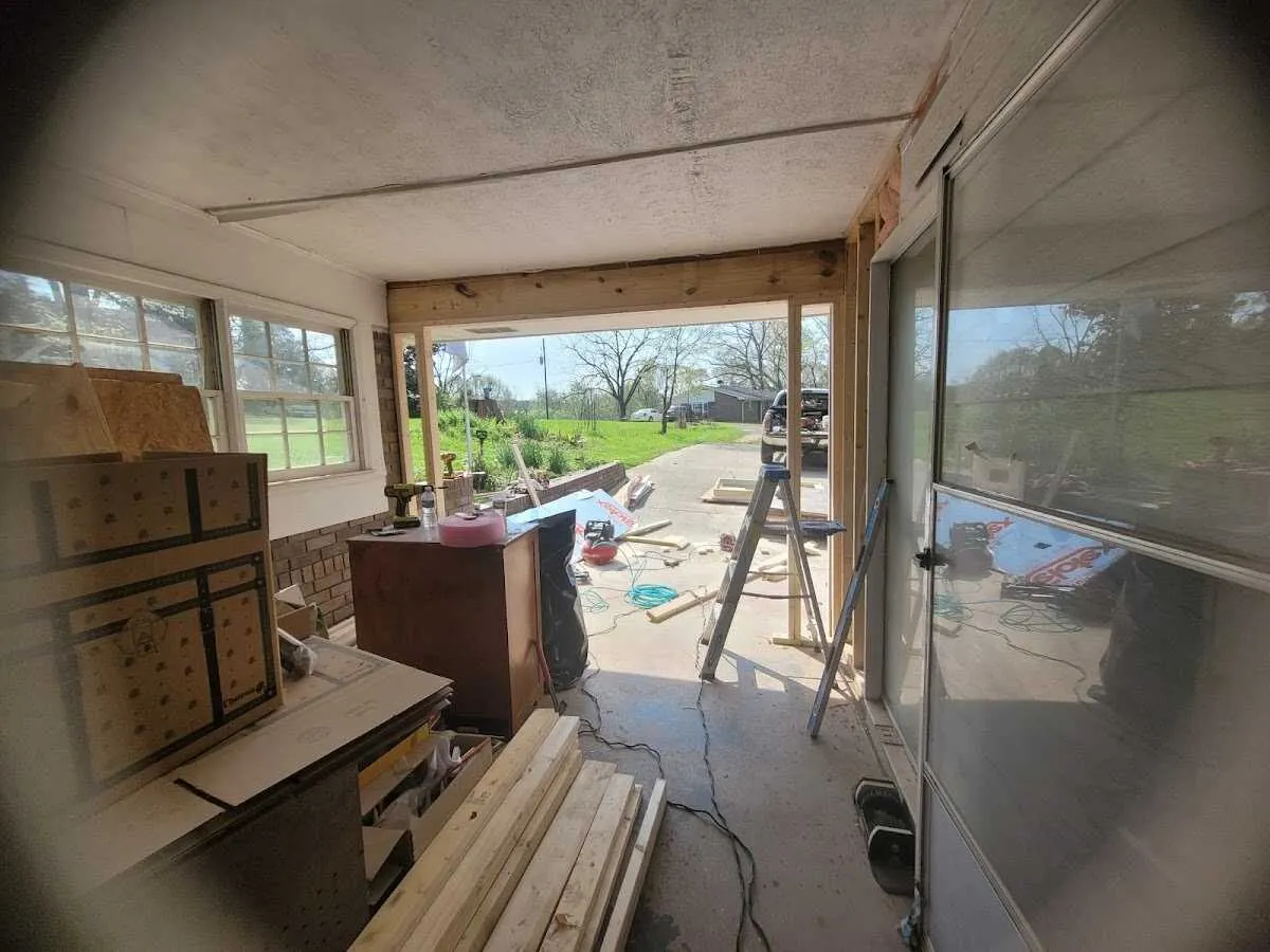 Air movers and dehumidifier for Water Mitigation Services in Fern Park